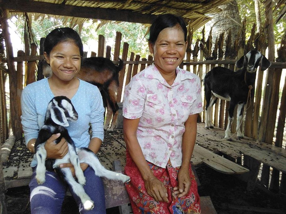 O treinamento profissional e o apoio podem ajudar as famílias dos presidiários a aumentar sua renda. Crédito: Associação de Fraternidade Prisional Camboja
