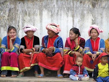 Women and children from the Palaung tribe. Photo: UHDP