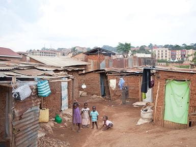 D’ici à 2020, 1,4 milliard de personnes pourraient vivre dans des bidonvilles. Photo: Francesca Quirke/Tearfund