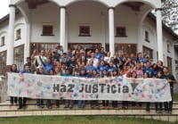 Jeunes ayant soif de justice pour le Honduras rassemblés à l’occasion d’un camp pour promouvoir la paix. Photo: Miriam Mondragon